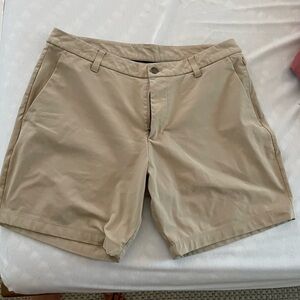 Lululemon Commission Classic-Fit Short 7” Warpstreme